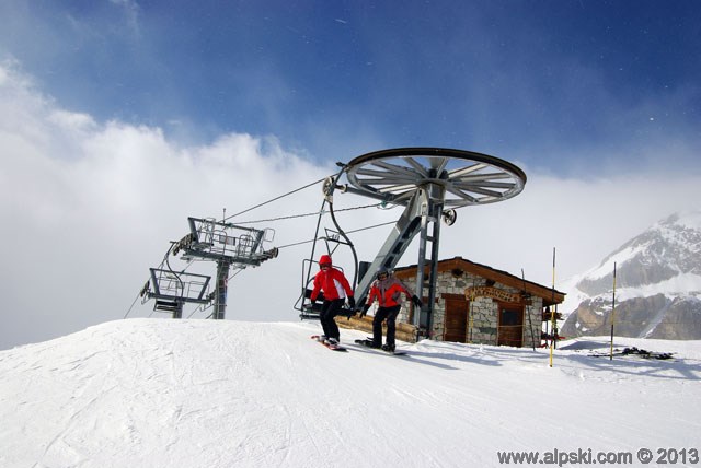 Fournache chairlift arrival area
