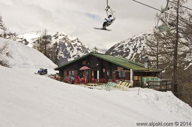 La Clozte bar restaurant