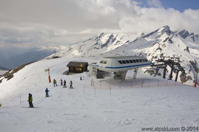 The Piccolo San Bernardo Express chairlift