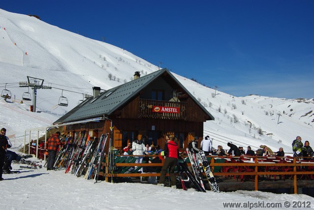 The Coq de Bruyère chez Bill et Mayon bar/restaurant