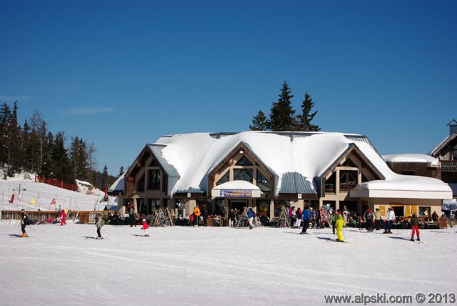 Le Bonhomme de Neige self-service restaurant bar