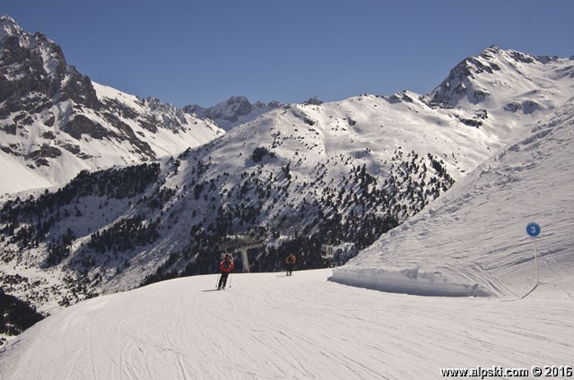 Châtelet blue slope