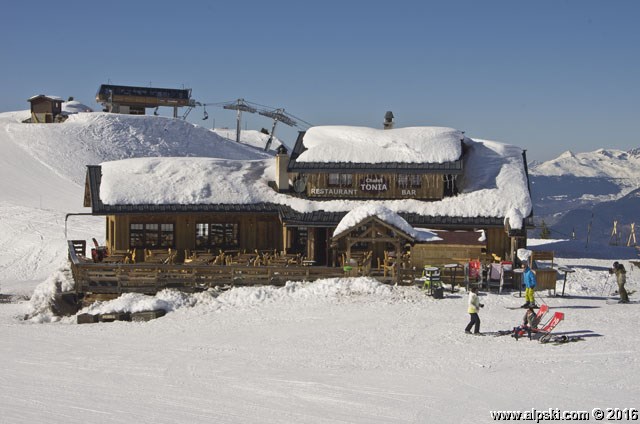 Chalet Tonia, bar/restaurant