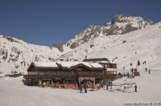 Le Plan des Mains, restaurant