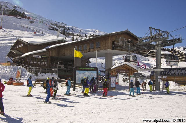 Pas du Lac gondola lift