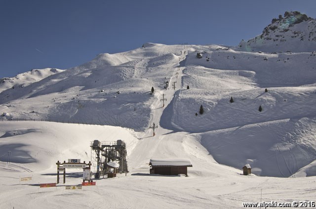 Roc de Tougne drag lift