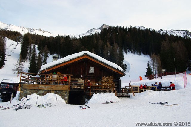 Les Brevettes, bar/restaurant