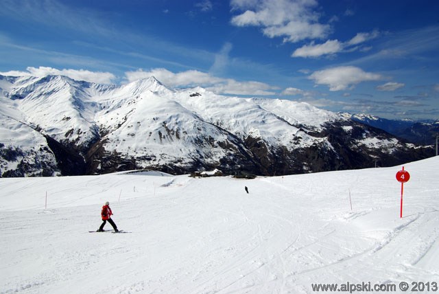 Rose, piste rouge