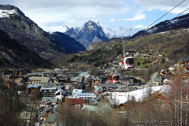 Valloire village centre